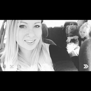 Meet your Posher, Devin